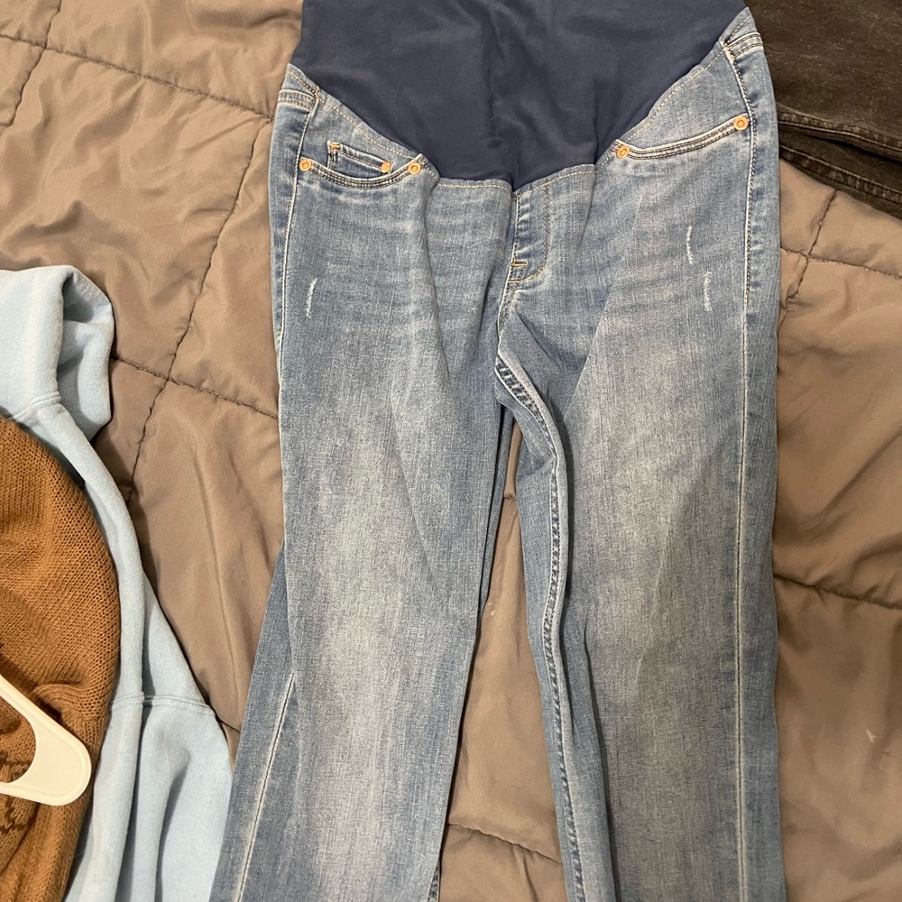 Maternity jeans! Size S!